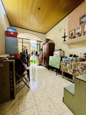 bán nhà tân bình hbg 40m2 2 tầng 2 pn lớn dân trí cmt8 gấp bán 4.5 tỷ