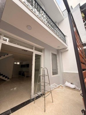 shr - 4,9 tỷ - hiếm - nhà mới xây 2 tầng - hẻm xe hơi - ngang khủng 5,6m dài 13,1m