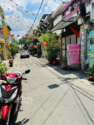 bán nhà hẻm 6m hòa bình khu tô hiệu p hiệp tân dt 4mx14m giá 6,2 tỷ,