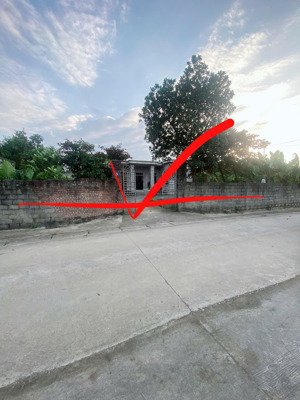 bán gấp lô đất đẹp giá tốt tại vật lại, mt 15m *30m, đường thông tứ phía, dân cư đông full tiện ích