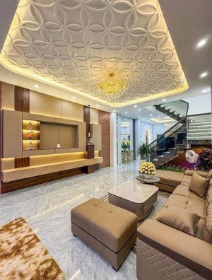nhà đẹp lung linh - full nội thất cao cấp - 60m2 ngang 5m hiếm - 7.x tỷ