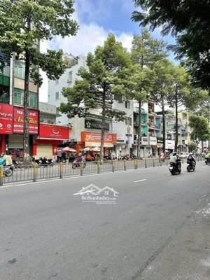 trung tâm q10 $$ 5.4 tl
bán nhà lê hồng phong vài bước ra mặt tiền - ngay 3 tháng 2 - lê h