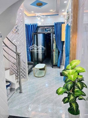 bán nhà góc 2 mặt tiền ngay khu trung tâm đường dương bá trạc 30m2 giá 4tỷ4