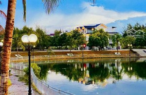 duy nhất nền đường 26m, lô có hđmb golden bay 1 giá 31tr/m2. liên hệ: 