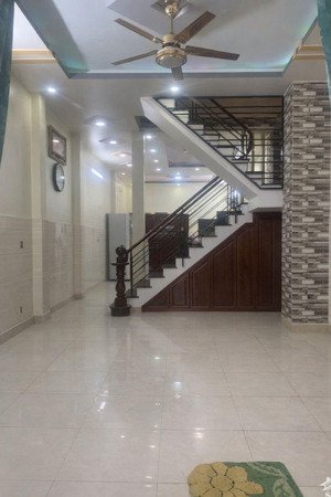 nhà hẻm xe tải 6m 3 tầng btct 4pn lê thị hoa, bình chiểu 72m2, 5.8 tỷ tl