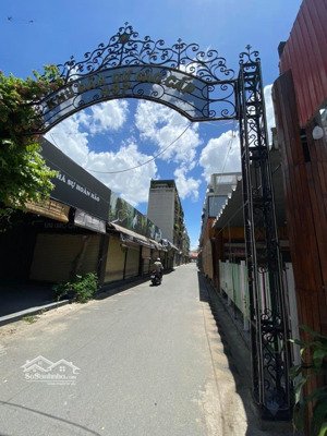 đất phân lô hẻm xe hơi 1 trục phạm văn chiêu gần mặt tiền (4m x 14m) giá 6.7 tỷ 