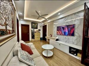 Bán gấp căn hộ chung cư Green Stars đường Phạm Văn Đồng – 66m2 – giá 5,9 tỷ - Sổ lâu dài.