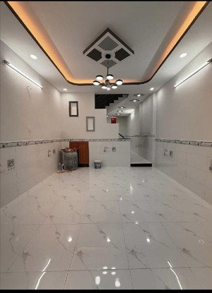 bán nhà trung tâm tân phú ngay kênh tân hoá hoà bình luỹ bán bích