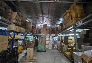 cho thuê kho xưởng tại p ngọc thuỵ- long biên. diện tích 350m2, gác xép 150m2