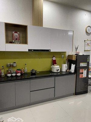 chính chủ gửi bán căn mân quang, sơn trà. chỉ cần 7,4 tỏi có ngay nhà 3 tầng còn mới dt: 88m2.