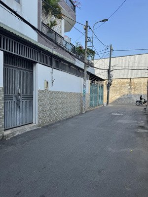 bán gấp trước tết - trương văn hải, hiệp phú - giá 8,7 tỷ