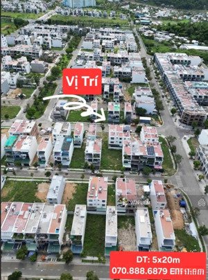 mỹ gia gói 7 đường thông 71 rộng 14m
gi.á 5 tỷ 800 2 mặt tiền - sạch đẹp
dt 100m2