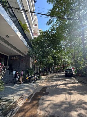 siêu phẩm mặt phố trịnh công sơn view hồ cực hiếm dòng tiền 3 tỷ/năm trung tâm tây hồ