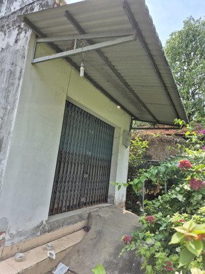 tôi chính chủ cần bán dãy nhà hẻm xe hơi ngay lê thị hồng gấm, p6, trung tâm tp mỹ tho, tiền giang.