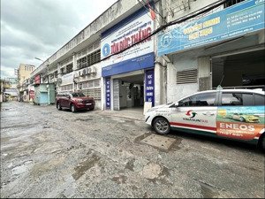 nhà mới xây 3 tầng nở hậu tài lộc ngô tất tố- phường 19- bình thạnh