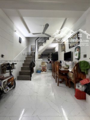 nhà 3 tầng ngay chợ tân hương - tân phú