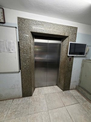 2,9 tỷ căn hộ chung cư q11 - thang máy - 2pn.