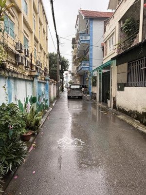 đất cổ bi - gia lâm - 40m mt 6m - vuông đẹp - ô tô thông - giá đầu tư ~ 160tr/m2