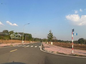 lô đất diện tích lớn hiếm gặp tại kdc ngọc điền phát bình long