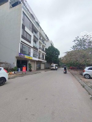 siêu phẩm đường thượng thanh, 19.7 tỷ _ 74m2, ô tô tránh đại lộ lý sơn, mt 8 m, vỉa hè