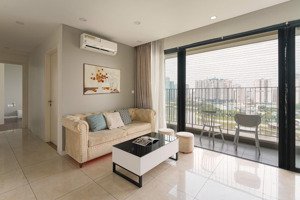 cho thuê căn hộ d''capitale 3pn, 2wc, 90m2, full đồ vào ở luôn, có slot oto, 27 triệu vnd.