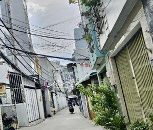 bán nhà quận 7, chỉ hơn 8 tỷ, dt 4.5x14m, 4 tầng, huỳnh tấn phát, phú thuận, xách vali về ở ngay