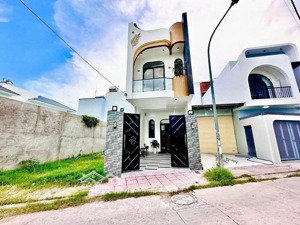 giảm sốc 300 triệu bán gấp nhà mới 100% trung tâm p. tân triều sát chợ thạnh phú