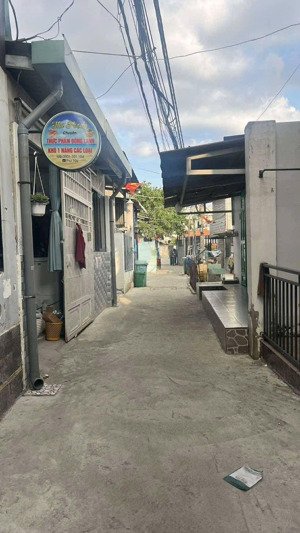 bán nhà lô góc thoáng đẹp 56m2, ngang lớn gần 5m, hẻm to thoáng, ngay phạm hữu lầu, quận 7, 3,3 tỷ