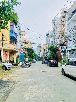 bán nhà hxh đường võ thị sáu quận 1,đối diện cv lê văn tám,dt 7.34x15m