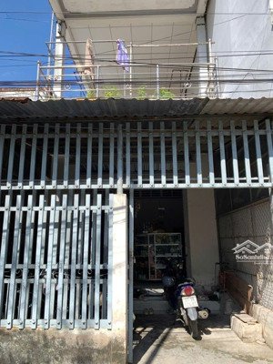 bán nhà riêng mt nguyễn văn thâm, 3,5 tỷ, 62,2m2, view đẹp, khu 3, thị trấn cái bè