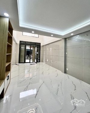 hàng hiếm, giá cực tốt, ngay hương lộ 2, bốn xã, 4x24m, 4 tầng, giá 6.3 tỷ