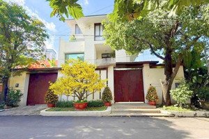 biệt thự nguyễn văn hưởng, thảo điền quỹ đất lớn 350m