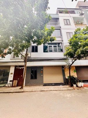 bán nr đẹp tại chiến thắng, 14,95 tỷ, 35m2, 4pn, 3wc, 4 tầng