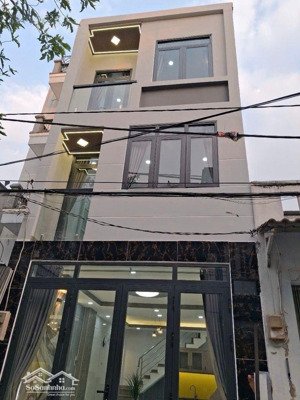 siêu phẩm q11 hẻm 8m xe hơi vô nhà - ngang 4,5m - khu hiếm nhà bán.- 4,5&13 , 4 tầng, 4 phòng ngủ