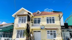 chính chủ cho thuê gấp bt 3pn, 2wc tại chi lăng, mê linh 10 triệu, dt 120m2 bao đẹp