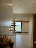 ngoại giao căn 3pn, 1wc, 69m² tầng đẹp full giá 1,7 tỷ bao gồm nội thất dự án sun urban city