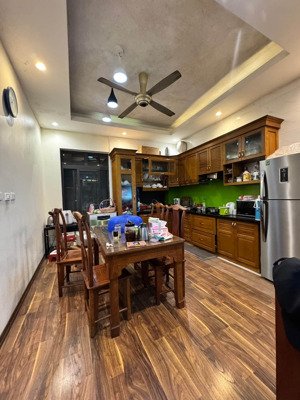 bán nhà phố nhật chiêu, tây hồ, sát phố, ô tô đỗ cửa, kinh doanh