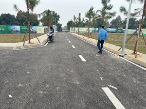 đất cách ql21 khoản 200m giá 2,5 tỷ ô tô tránh, chính chủ cần bán gấp trước tết