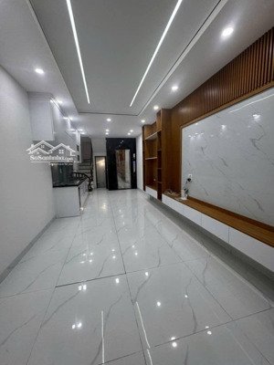 nhà mới mặt ngõ 28 lê trọng tấn, 5 tầng thang máy, ô tô đỗ cửa, hơn 11 tỷ