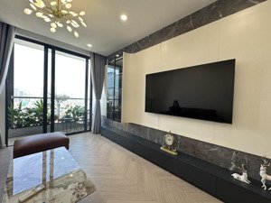 bán căn 138m chung cư hei tower ( cạnh cấp 3 nhân chính ), sẵn sổ, ban công đông, 80triệu/m