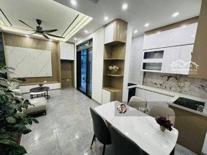 nhà đẹp bồ đề long biên, gần cầu chương dương, 5 tầng dt 50m2 - nhỉnh 11 tỷ