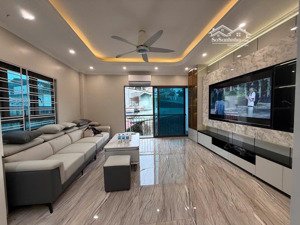 nhà vip siêu đẹp - đẳng cấp cổ linh - lô góc - 6 tầng thang máy - full nội thất - ô tô đỗ cổng