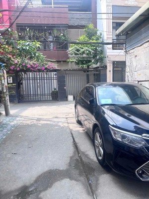 bán nhà dương cát lợi đường xe hơi 4m3 x 12m nhà 3 tầng 4 phòng ngủ sổ hồng riêng, chỉ 6 tỷ