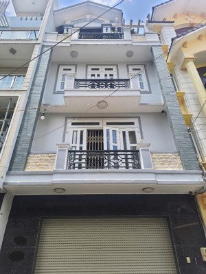 6x15m, 4 lầu, biệt thự hxh 10m khu hoàng hoa thám, gần ga t3, bán 21.5 tỷ