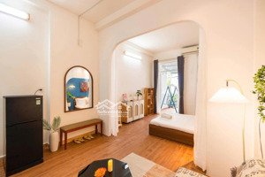 trống sẵn 1pn balcony 50m2 nguyễn đình chiểu gần công viên lê văn tám _ the marq _ lim tower quận 1