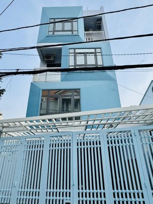 nhà mặt tiền đường số 32 sát nguyễn thị định đang mở rộng 30m gần hoàn thiện