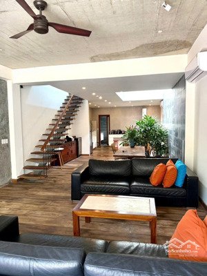 bán nhà đẹp 3 tầng mt đường 7m5 hà tông huân - view núi sơn trà - cách biển 400m giá rẻ 12 tỷ/90m2