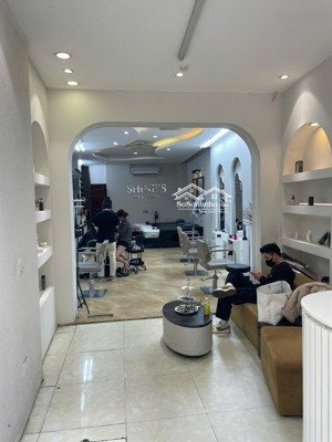 giảm sốc 8tỷ nhà mặt phố trung phụng - xã đàn - đống đa 71,4m²x5t, thang máy 2 mặt thoáng ở hoặc kd