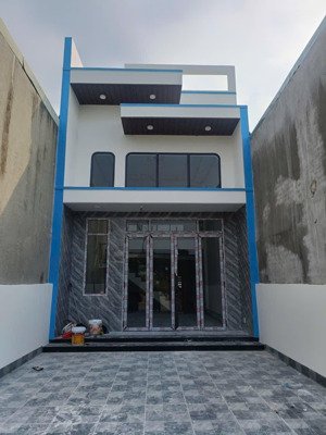 cần bán nhà gác lửng khu i mới xây , đẹp gần vành đai 4