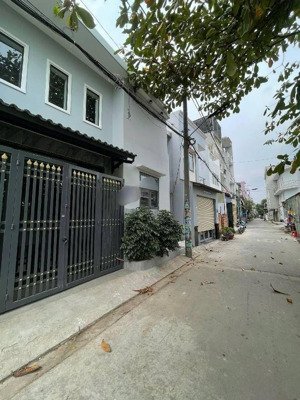 bán nhà hẻm xe hơi hương lộ 2,bình tân,2 tầng 60m2,ngang 6m đẹp khủng,giáp tân phú,q11,q6